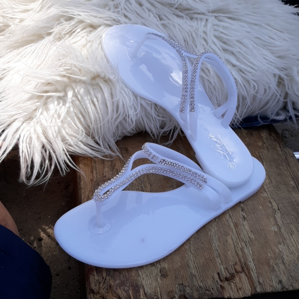 RHINESTONE JELLY SANDALS
